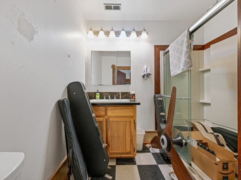 More Photos Of 39 Brookside Cir, Candler Warehouse For Sale