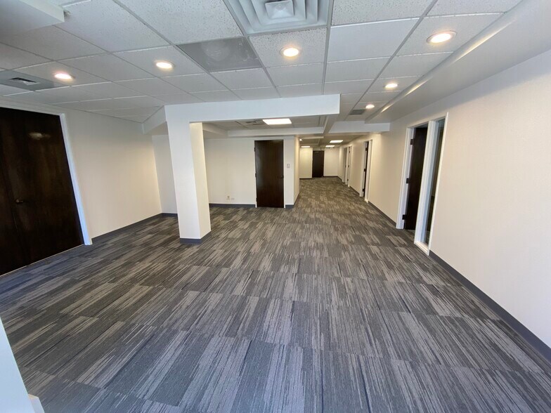 More Photos Of 1640 Grant St, Denver Office For Sale