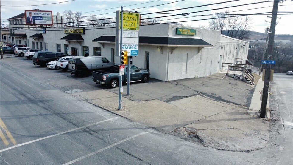 More Photos Of 1710-1728 Butler St, Easton Unknown For Lease