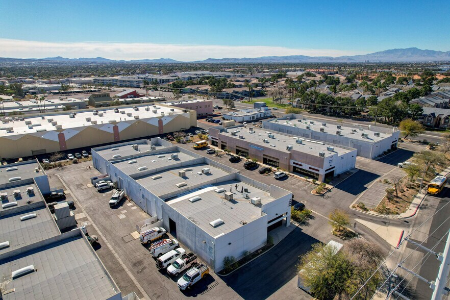 More Photos Of 1997 Whitney Mesa Dr, Henderson Warehouse For Lease