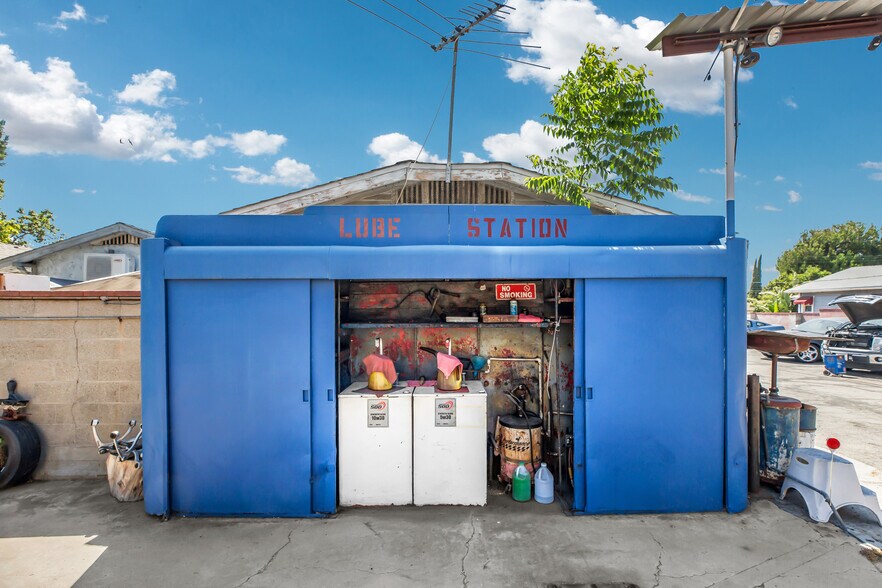 More Photos Of 12211 Hadley St, Whittier Auto Repair For Sale