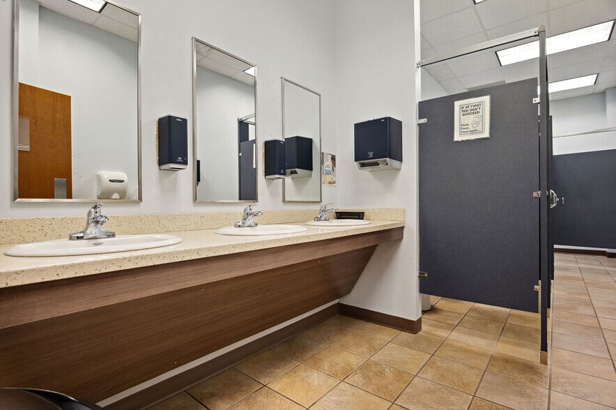 More Photos Of 105 New Frontier Way, Jacksonville Schools For Sale