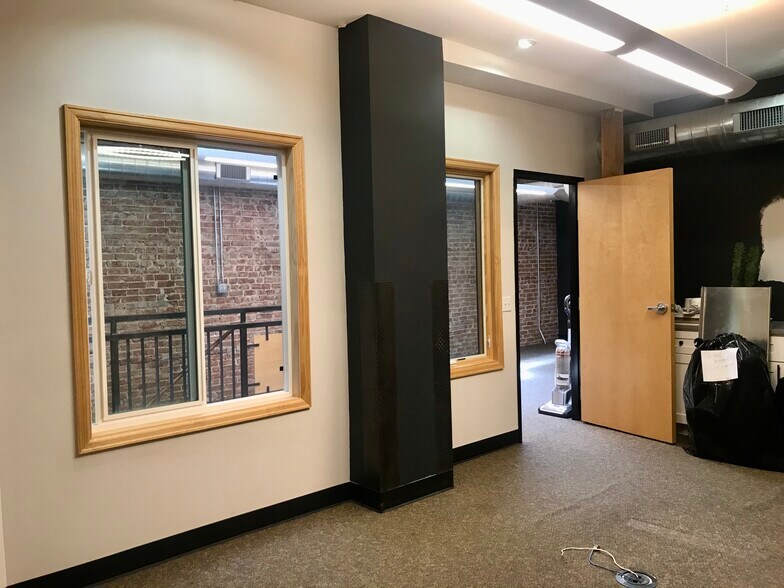 More Photos Of 482 S Broadway, Denver Storefront Retail Office For Lease