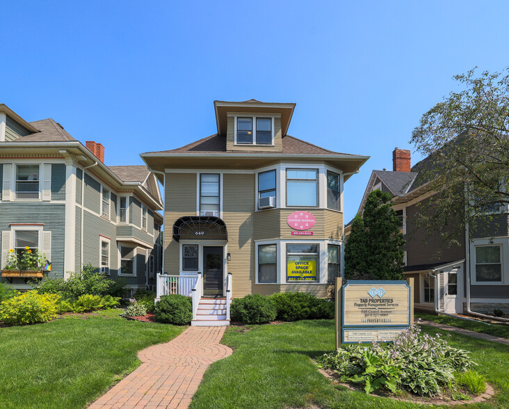 Primary Photo Of 649 Grand Ave, Saint Paul Apartments For Sale