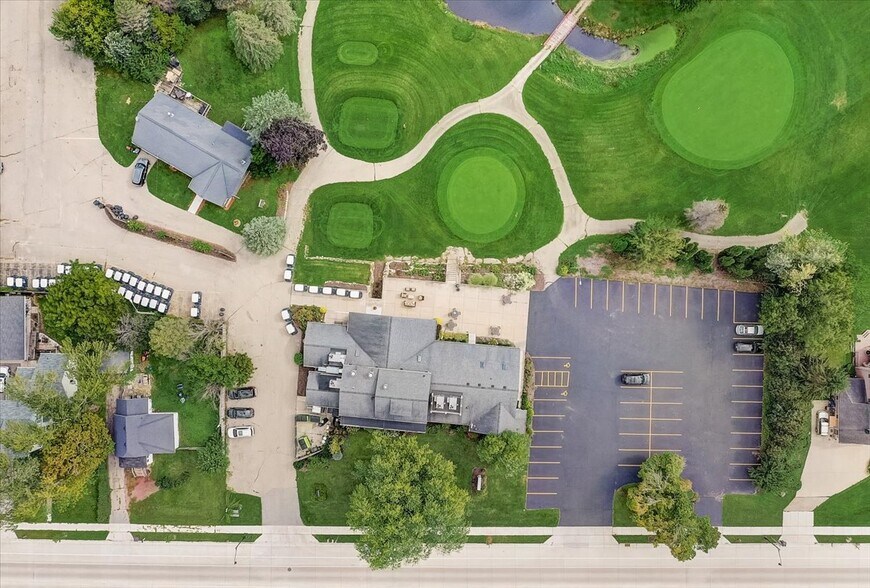 More Photos Of 800 S Main St, Lake Mills Golf Course Driving Range For Sale