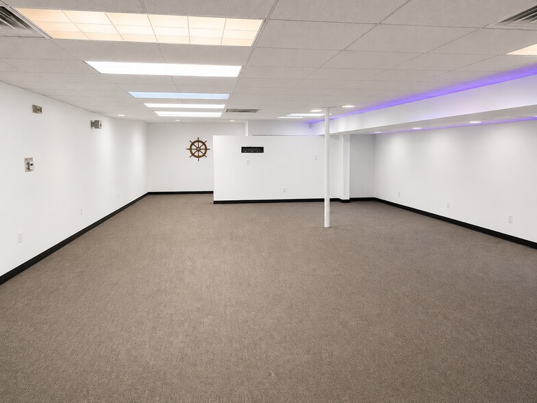 More Photos Of 5750-5784 Okeechobee Blvd, West Palm Beach Unknown For Lease