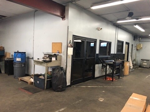 More Photos Of 100 W Broad St, Dunn Industrial For Sale