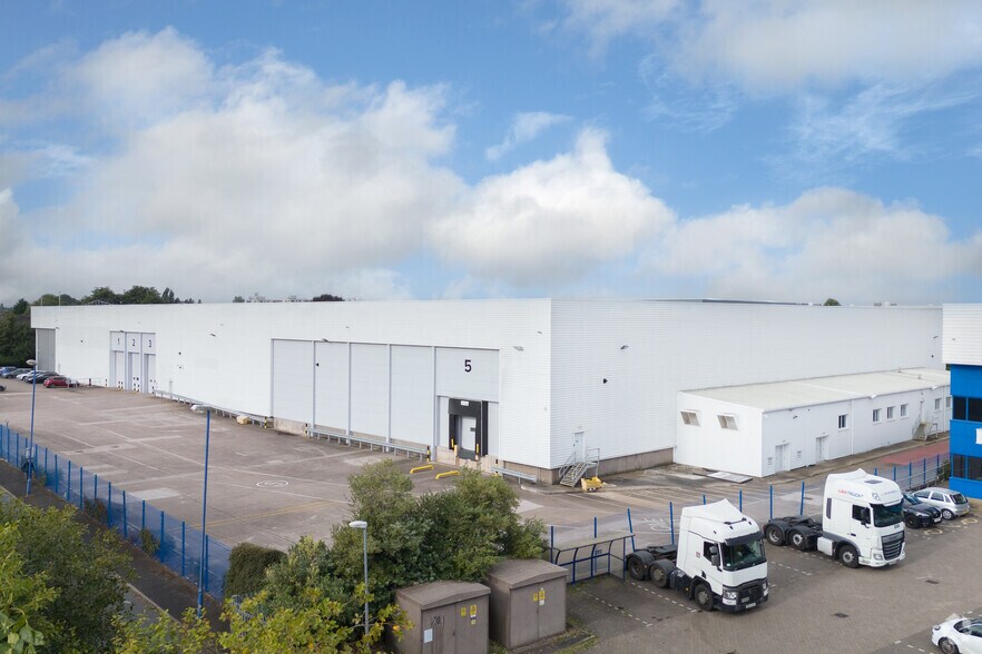 More Photos Of Headway Rd, Wolverhampton Light Manufacturing For Lease