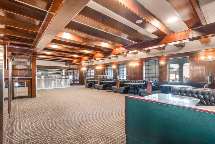 More Photos Of 1555 S Wells Ave, Reno Restaurant For Sale