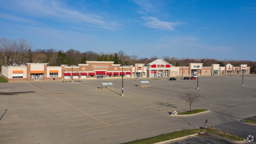 More Photos Of 3165 Alpine Ave, Grand Rapids Storefront For Lease
