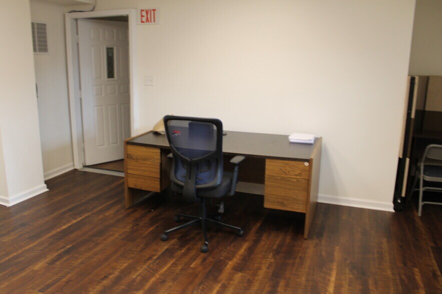 More Photos Of 3321 Doris Ave, Ocean Unknown For Lease