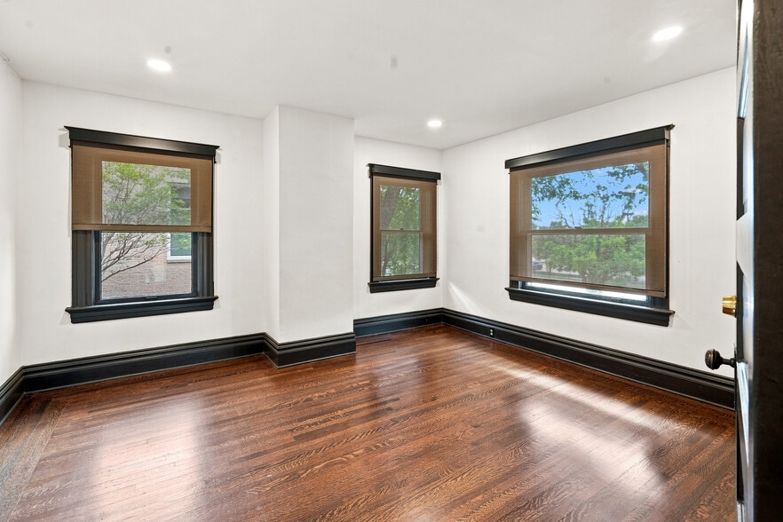 More Photos Of 1417 8th Ave, Fort Worth Hospitality For Sale