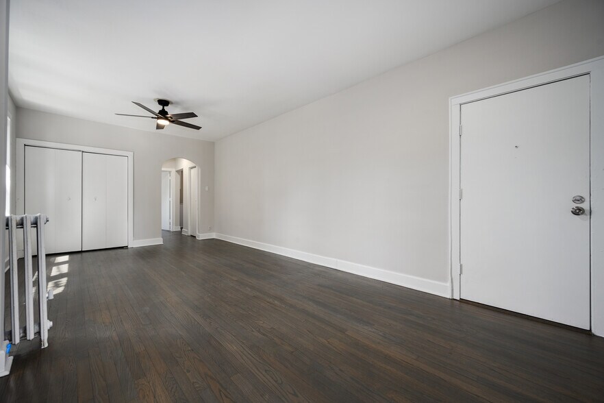 More Photos Of 1210 W 83rd St, Chicago Apartments For Sale