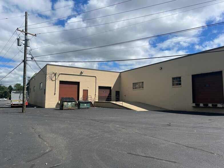 More Photos Of 3 North St, Waldwick Light Distribution For Sale