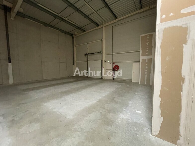 More Photos Of ,  General Retail For Sale