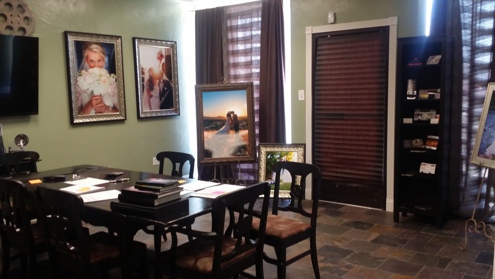 More Photos Of 407-413 E 19th St, Bakersfield Storefront For Sale