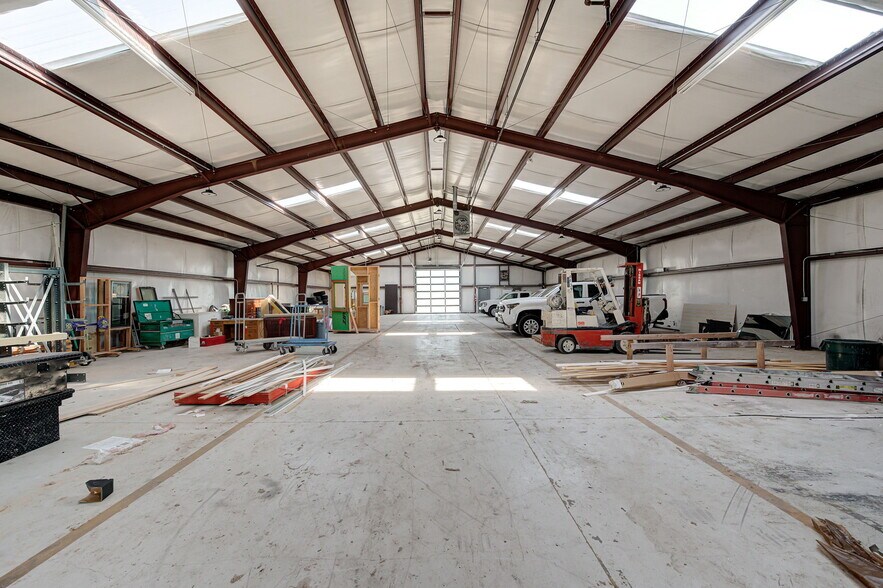 More Photos Of 501 E Britton Rd, Oklahoma City Auto Dealership For Lease