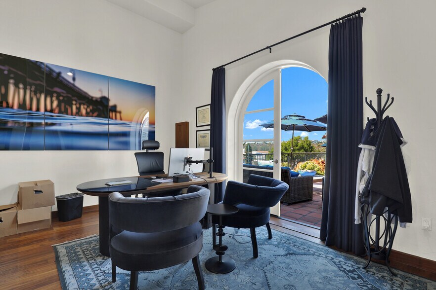 More Photos Of 1403 N El Camino Real, San Clemente Office For Sale