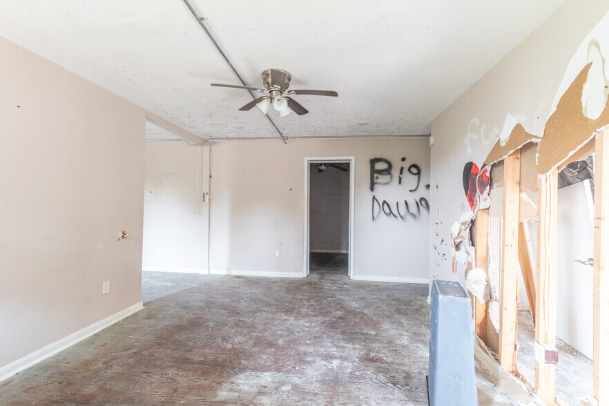 More Photos Of 201 William D Jones Blvd, Fayetteville Apartments For Sale