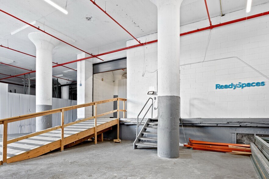 More Photos Of 59-00 Decatur St, Ridgewood Warehouse For Lease