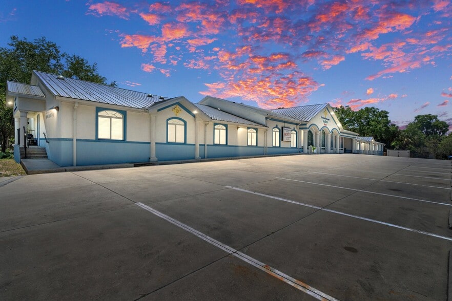 More Photos Of 311 NE 4th Ave, Crystal River Healthcare For Lease