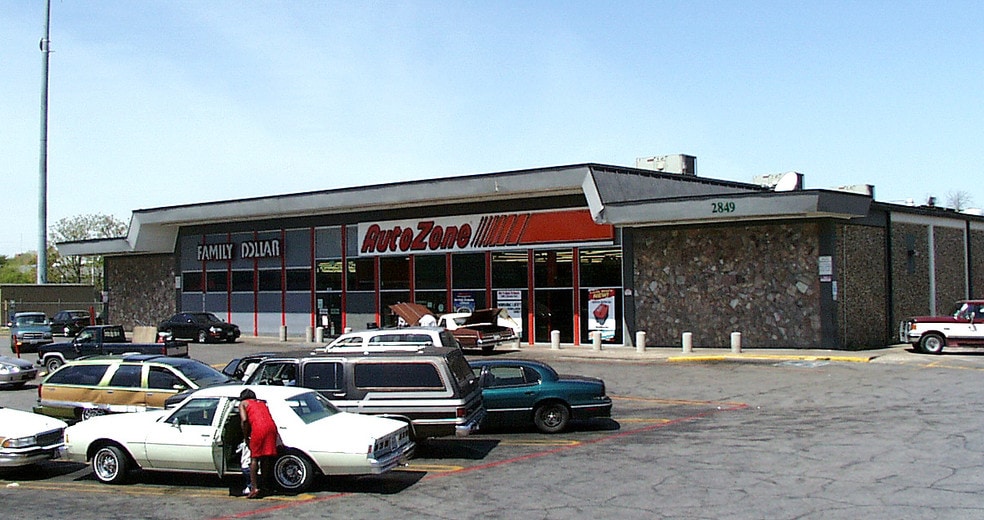 More Photos Of 2843-2849 E Ledbetter Dr, Dallas Unknown For Lease