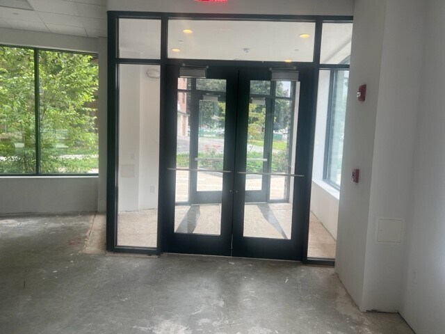 More Photos Of 135 Lexington Ave, White Plains Apartments For Lease