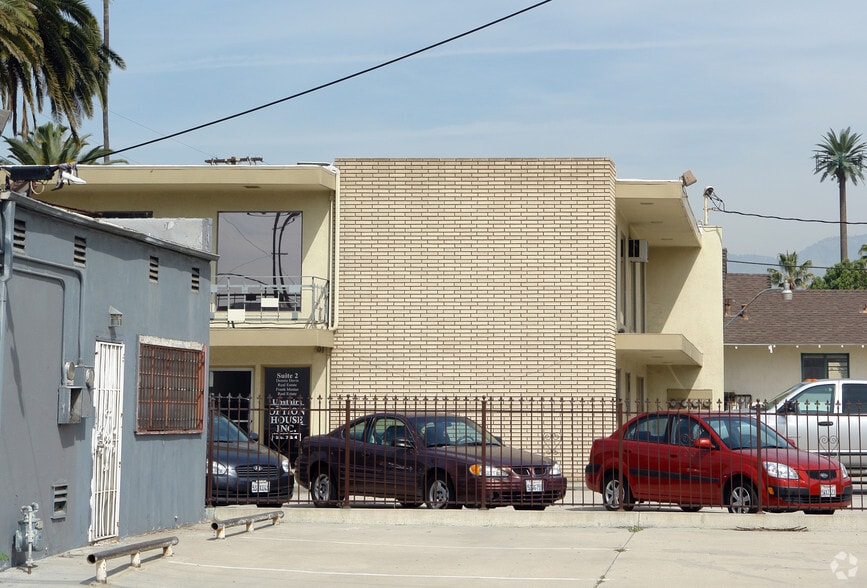 More Photos Of 813 N D St, San Bernardino Office For Sale