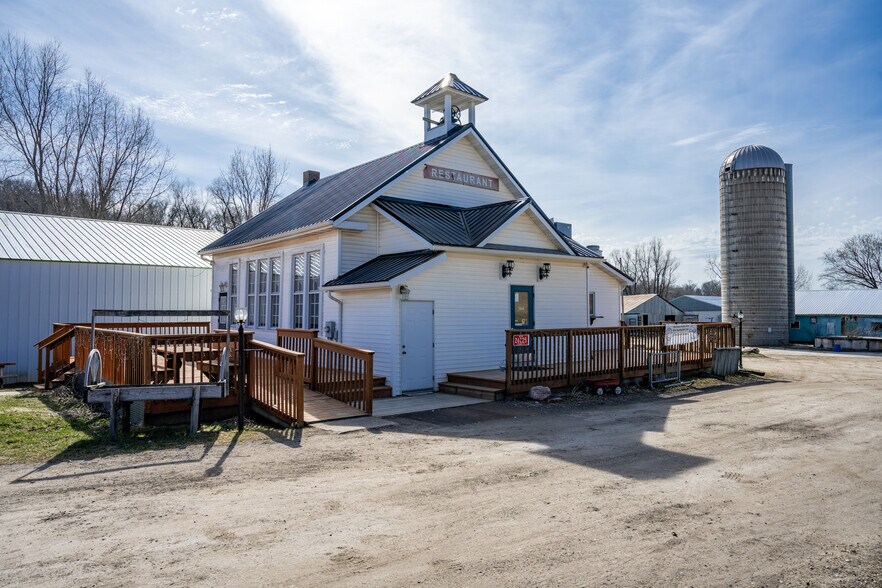 More Photos Of 26225 State Highway 71, Wilton Specialty For Sale