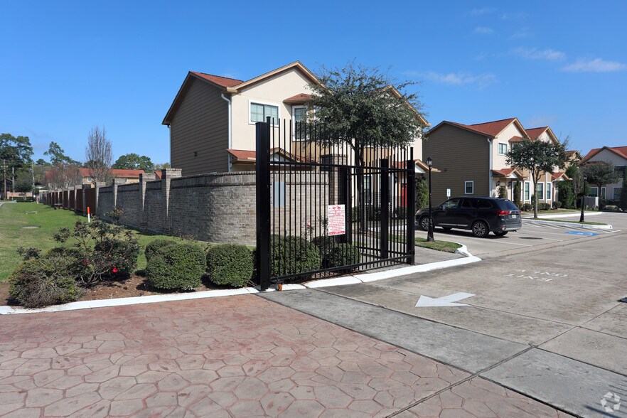 More Photos Of 14827 Mittlestedt Champions Dr, Houston Apartments For Sale