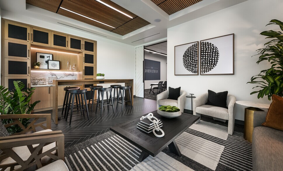 More Photos Of 55 N Arizona Pl, Chandler Office For Sale