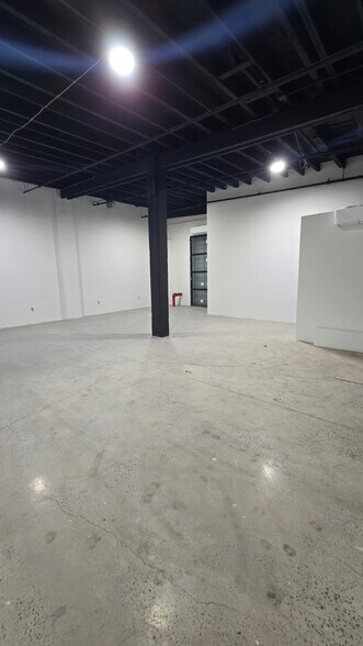 More Photos Of 162-166 Van Dyke St, Brooklyn Warehouse For Lease