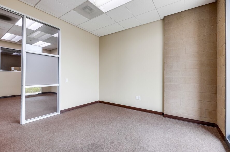 More Photos Of 16520 Bake Pky, Irvine Office For Lease