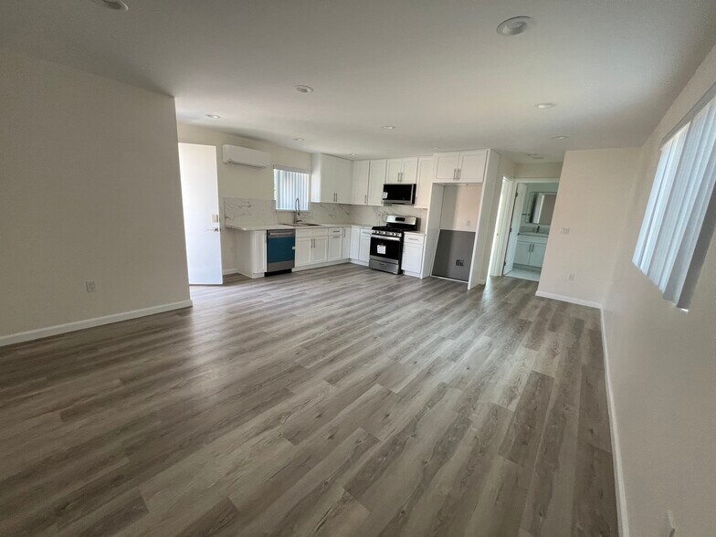 More Photos Of 1548 N Alexandria Ave, Los Angeles Apartments For Sale