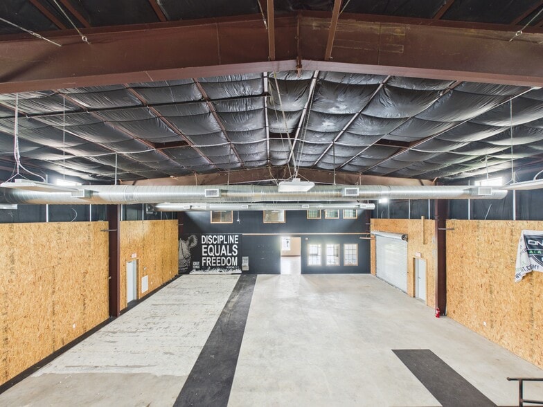 More Photos Of 431 S 17th St, West Columbia Warehouse For Sale