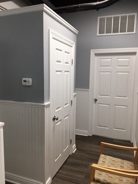 More Photos Of 115-117 Patterson St, Hillsdale Warehouse For Lease