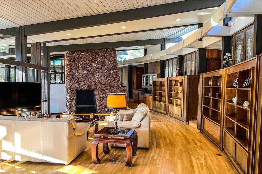 More Photos Of 225 Chimney Rock Trl, Sedona Apartments For Sale