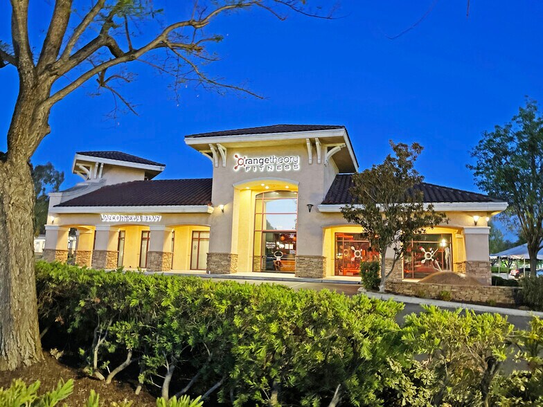 More Photos Of 3637-3755 E Thousand Oaks Blvd, Thousand Oaks Unknown For Lease