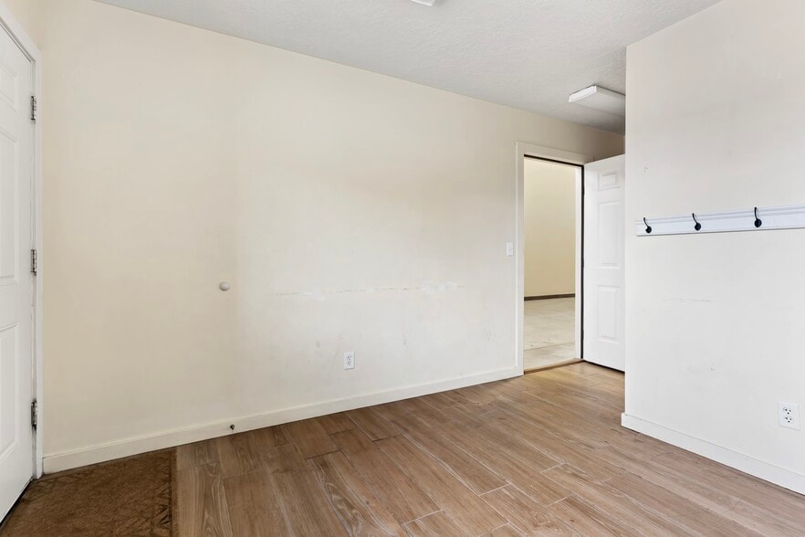 More Photos Of 1451 W 5175 S, Riverdale Light Distribution For Lease
