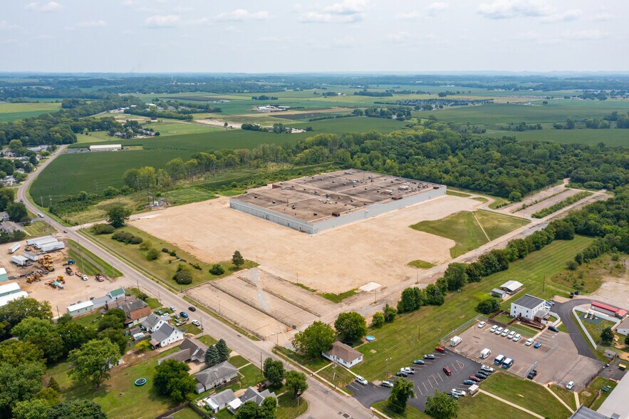 More Photos Of 559 E Ohio St, Circleville Manufacturing For Lease