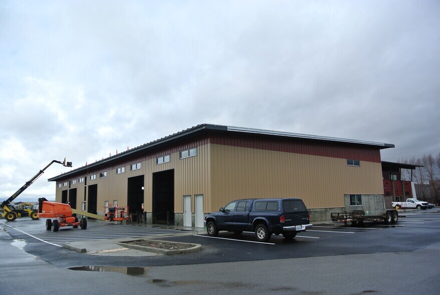 More Photos Of 2740 Eagle Ln, Liberty Lake Warehouse For Lease