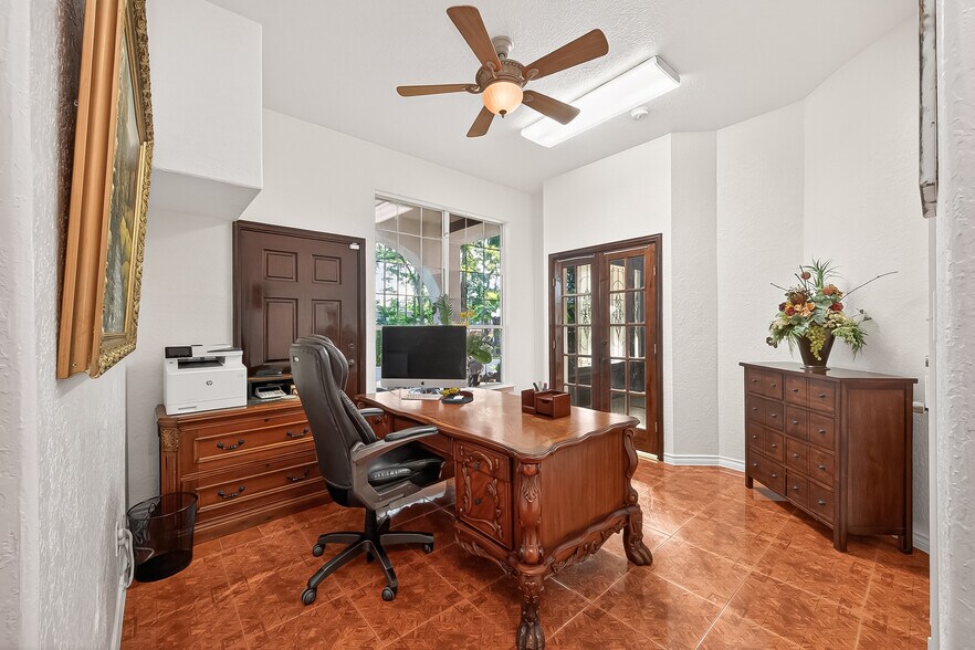 More Photos Of 21832 Rayford Rd, Humble Office For Sale