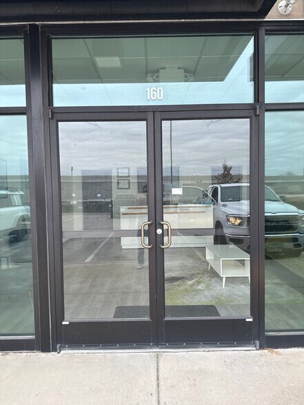 More Photos Of 201 N Interstate 35, Gainesville Storefront Retail Office For Lease