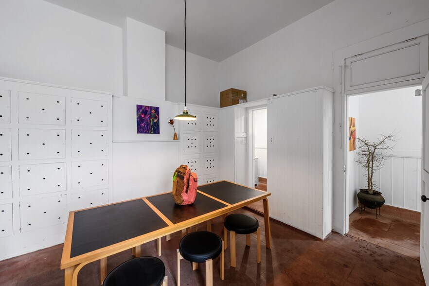 More Photos Of 244 W Florence Ave, Los Angeles Freestanding For Sale