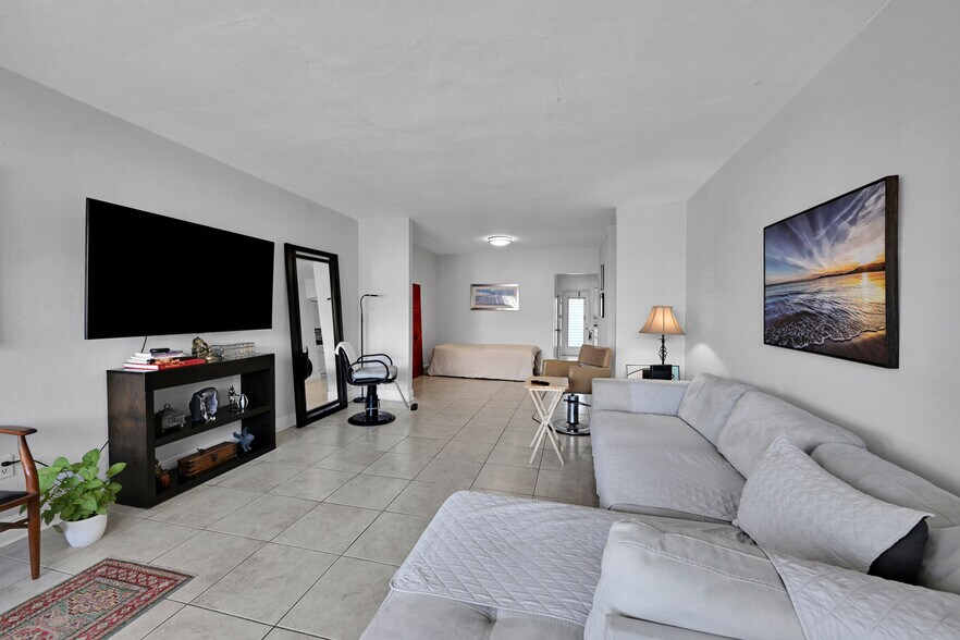 More Photos Of 1240 14th St, Miami Beach Apartments For Sale
