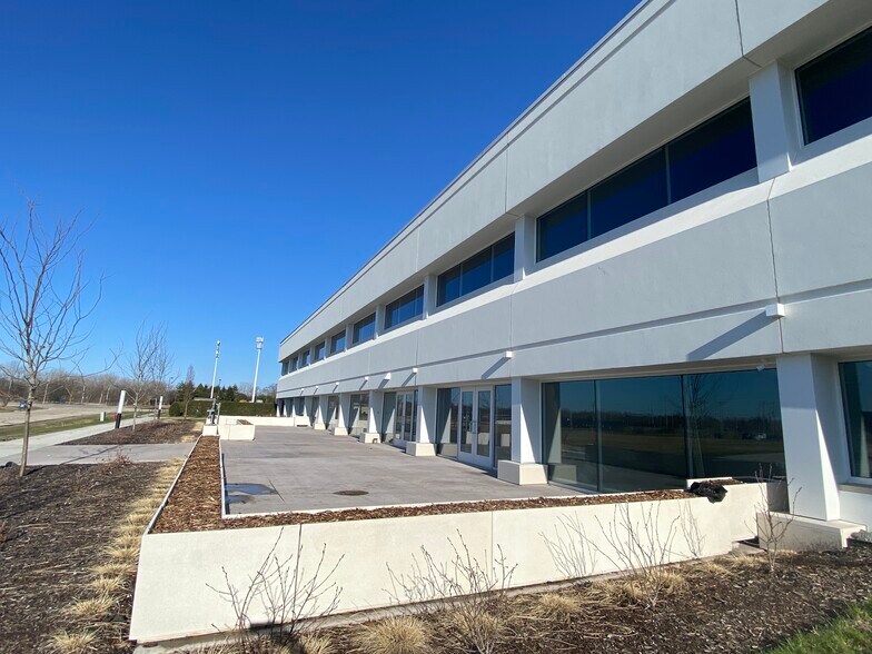More Photos Of 8909 N Port Washington Rd, Milwaukee Office For Lease