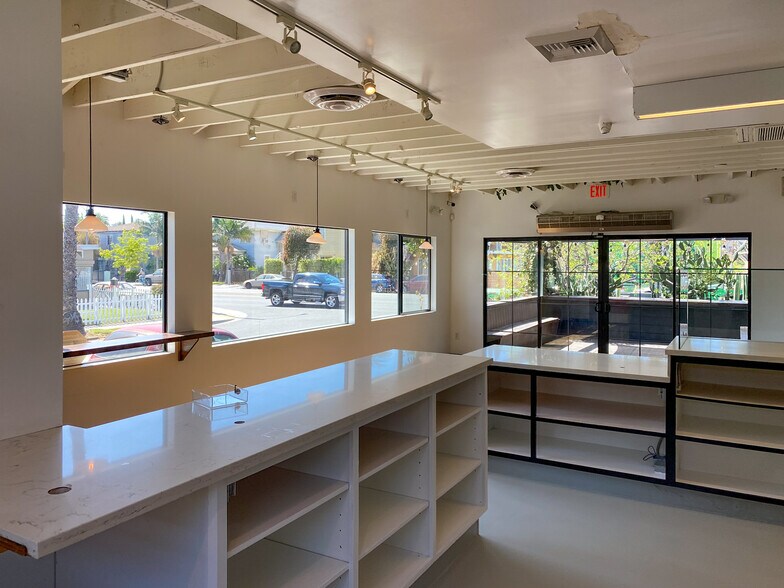 More Photos Of 1837 E 7th St, Long Beach Restaurant For Lease