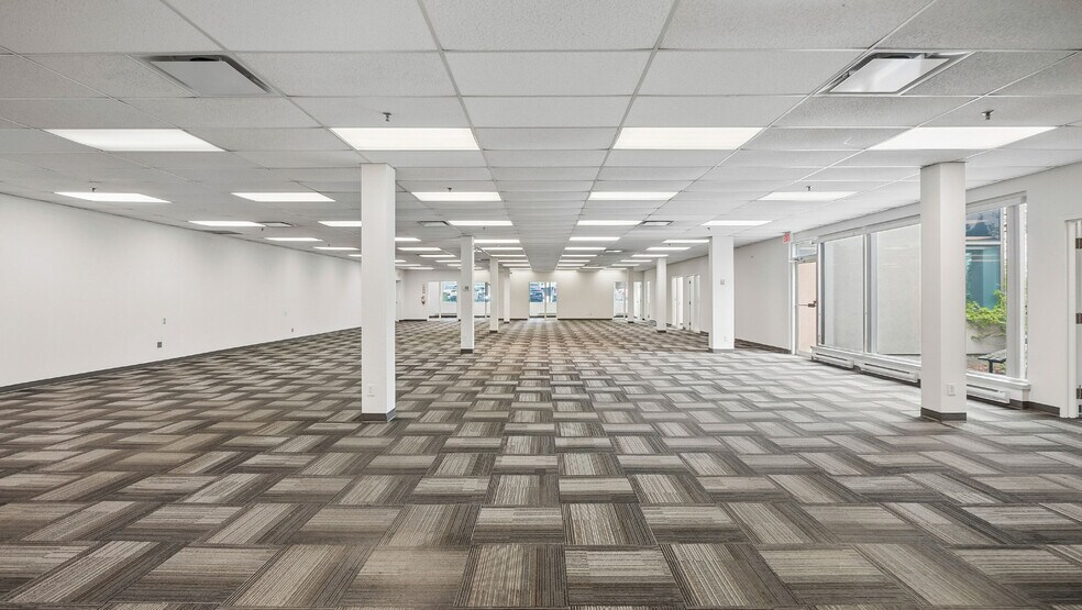 More Photos Of 2640 Argentia Rd, Mississauga Warehouse For Sale