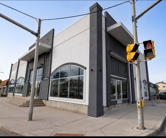 More Photos Of 1027 Notre Dame St, Embrun Storefront Retail Office For Sale