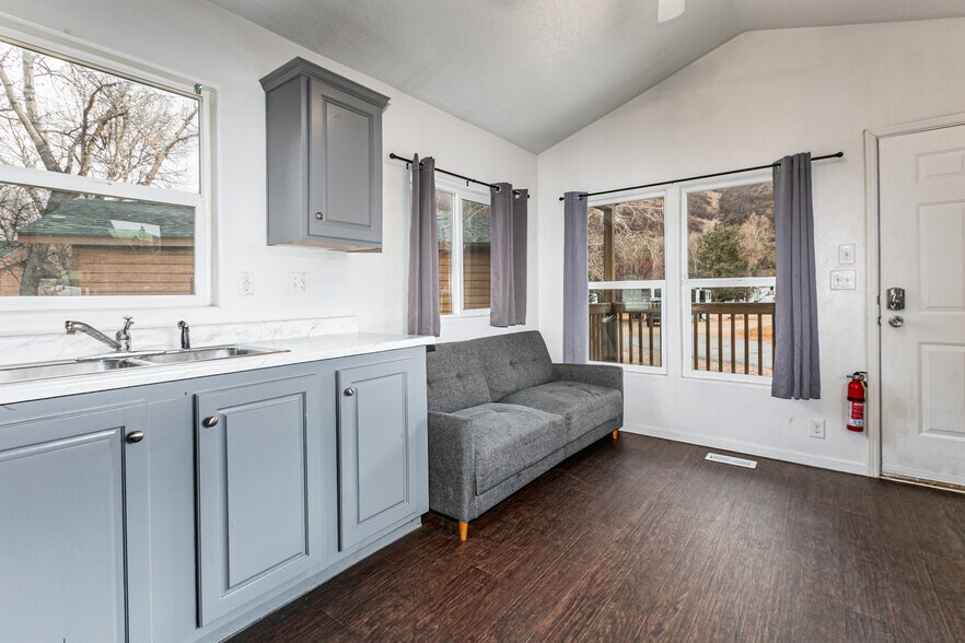 More Photos Of 5175 E Highway 35, Kamas Specialty For Sale